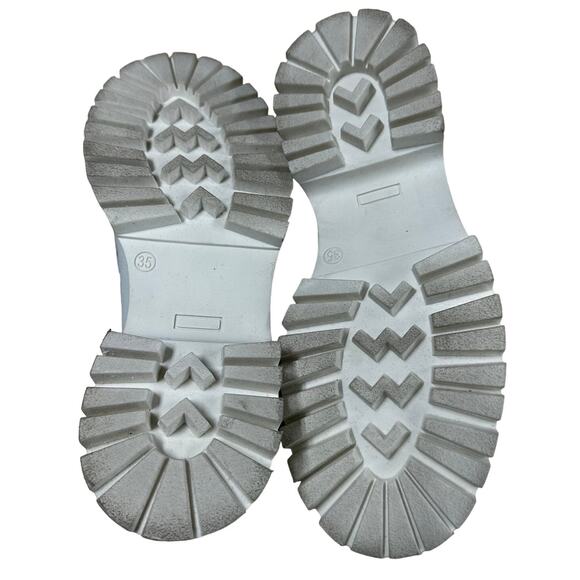 La Canadienne Buena Leather Loafer Gold Accents Women's Size 35 (US 5) GUC - Picture 7 of 8